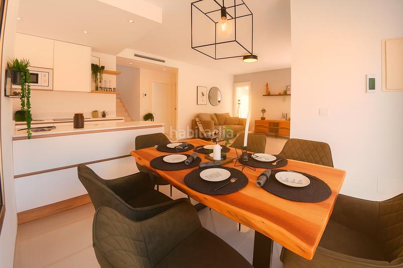 Foto 034a6021-9a1c-45dc-b192-4692a6818d8b. Chalet dans calle isla de espardell 1 dans Centro Alcázares (Los)