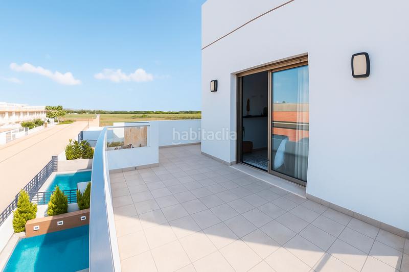 Foto 63273b60-3255-4c4c-aca5-95a38b371d50. Chalet dans calle isla de espardell 1 dans Centro Alcázares (Los)