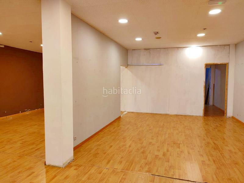 Foto 5506af7f-37b7-4256-b54c-9a9e6104ee9c. Alquiler local comercial  en planta baja espacio versátil y luminoso en Mataró