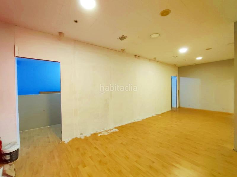 Foto ed3a103f-66c0-42e3-9a14-824f557fd535. Alquiler local comercial  en planta baja espacio versátil y luminoso en Mataró