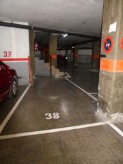 Parking coche en Eixample. Parking