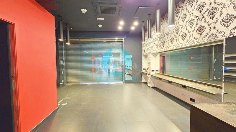 Foto 4c9030a0-aba8-4d63-a69c-89be3969158f. Alquiler local comercial espacioso local comercial en la mejor calle comercial del centro oportunidad única en Mataró