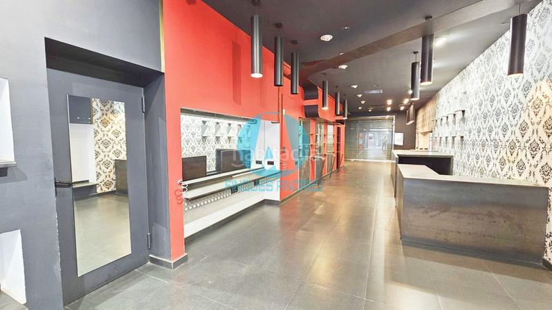 Foto 74cc7992-f080-41d4-a3d9-943625122f7e. Alquiler local comercial espacioso local comercial en la mejor calle comercial del centro oportunidad única en Mataró