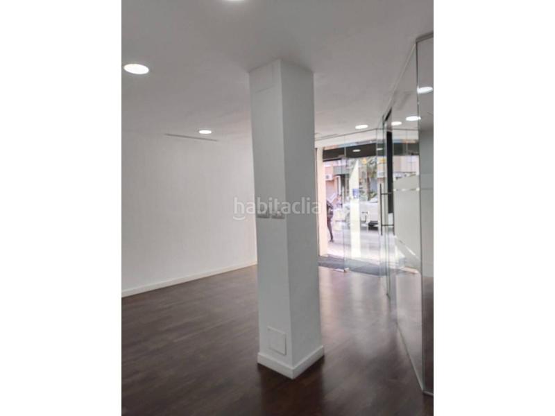 Foto eb09bb12-410d-4a2a-908f-ae5af269c703. Alquiler local comercial local en planta baja con 4 espacios y lavabo adaptado en Mataró