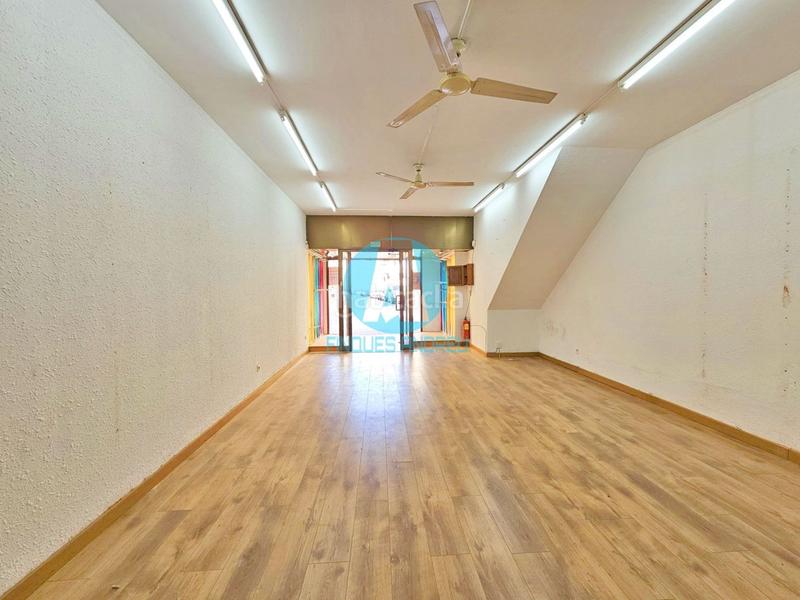 Foto 219ab864-67ac-48b7-9422-7bc2c1464764. Lloguer local comercial a Centre Mataró