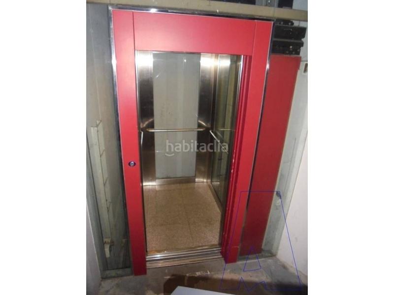 Foto 465a89b2-be8a-44d7-9e6f-0ecec8d2e1a2. Affitto posto auto in bobinadora 1 in Pla d'en Boet Mataró