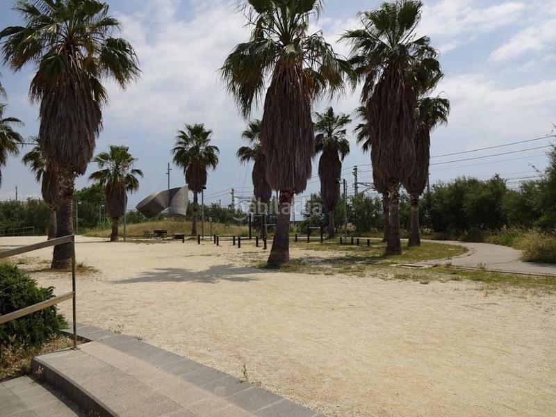 Foto e84584c1-c6fd-4c74-8bcc-8491fb757d91. Rent car parking in bobinadora 1 in Pla d'en Boet Mataró