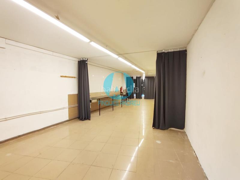 Foto 8903c0f3-0478-4ae9-894c-cc7c6c5cb505. Local comercial a Cerdanyola Sud Mataró