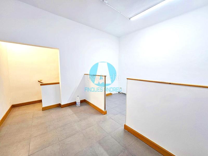 Foto 046f0442-d5e6-4fb6-83e8-063a97596dc6. Lloguer oficina a Centre Mataró