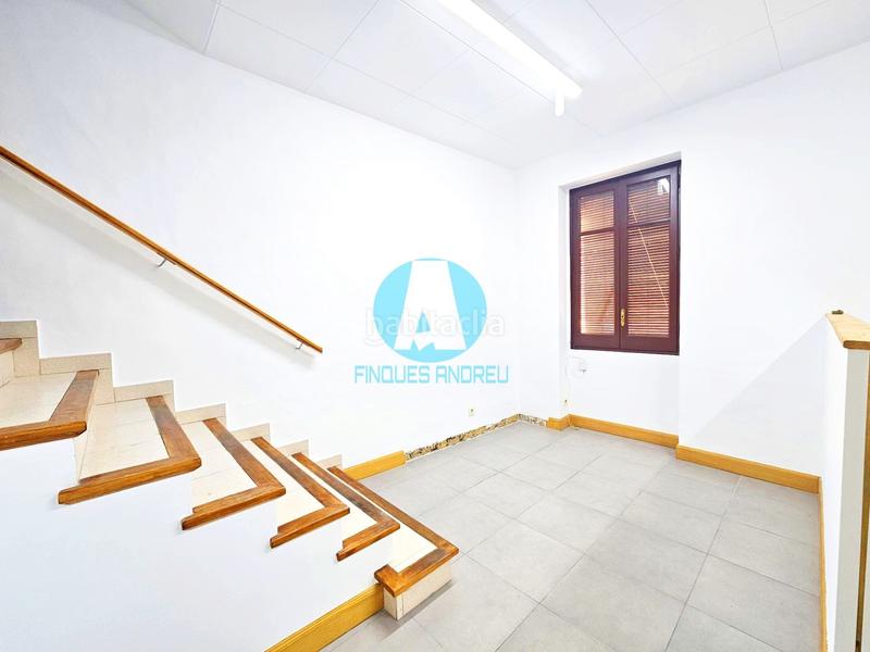 Foto 8e85b04e-a667-4e8f-8189-e9184b6af576. Lloguer oficina a Centre Mataró