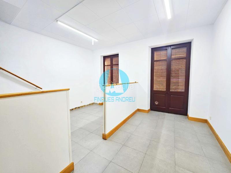 Foto d35683b6-a8b3-434b-841b-bfc2964530fa. Miete büro in Centre Mataró