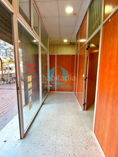 Foto de843eb3-cd05-4206-87cc-58c072bd9574. Location local commercial dans Cerdanyola Sud Mataró