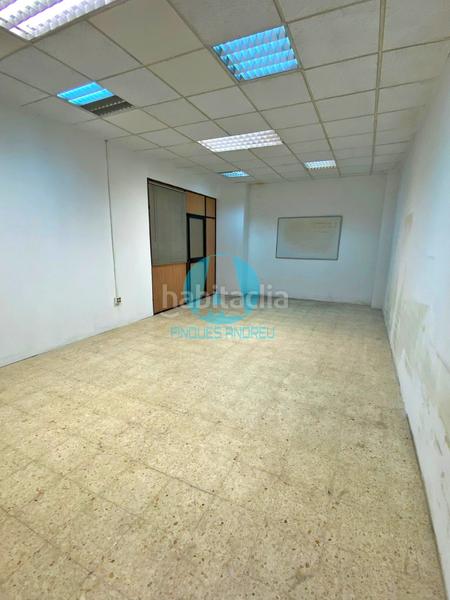 Foto aeec03a8-a413-463c-8ee5-97fc81f0b18e. Rent business premise in Cerdanyola Sud Mataró