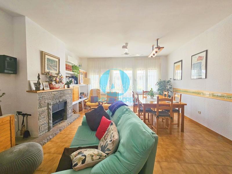 Foto 1d748b5e-f51c-4c3c-b62b-1a60d8c9a98d. Dúplex en exclusiva!!! amplio piso con patio, dos plantas y espacio extra multifuncional en Mataró