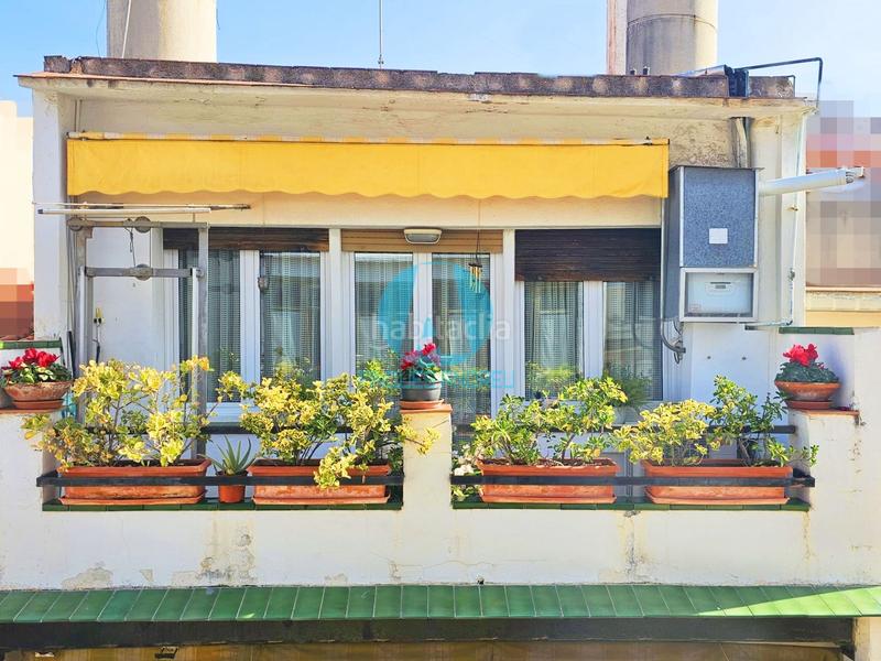 Foto 4c5be5d2-f983-4c7a-a0ac-495509979613. Dúplex en exclusiva!!! amplio piso con patio, dos plantas y espacio extra multifuncional en Mataró