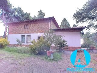 Haus in Lliçà d´Amunt. Casa señorial con terreno y piscina