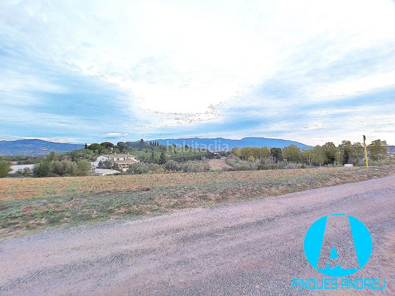 Foto de1da175-f60c-4ca9-81a8-52a17f60c8ec. Casa  señorial con terreno y piscina en Lliçà d´Amunt