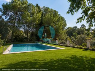 Casa a Lli�� d�Amunt. Oferta! casa se�orial con terreno y piscina