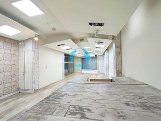 Alquiler Local Comercial en Centre. Fantastico local comercial