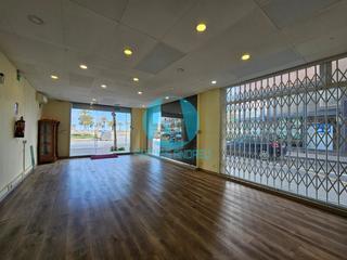 Location Local commercial  Sant antoni. Local esquinero reformado con gran visibilidad junto a la playa