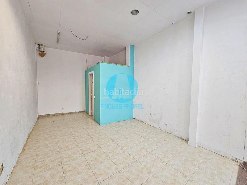 Foto 313a3eb6-a1a9-4589-a062-207da274e426. Alquiler local comercial local diáfano en planta baja zona la riera en Mataró