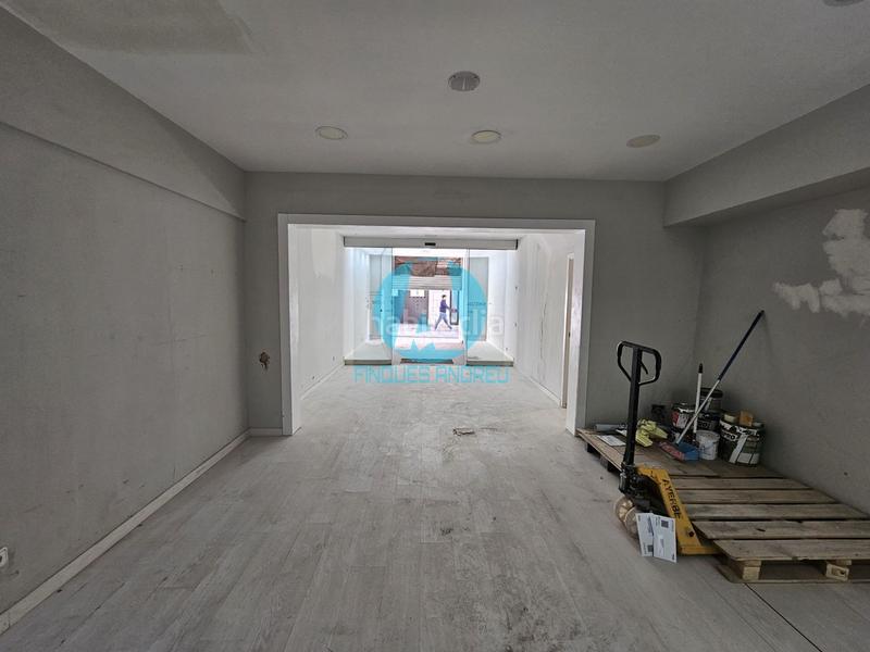 Foto 7be5512c-0036-442f-93a3-72a28e0c056b. Lloguer local comercial a Centre Mataró