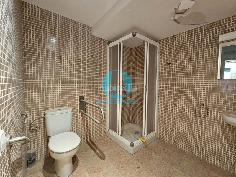 Foto 4d9cd0a5-335e-40dd-8404-f583eaf38a15. Rent business premise in Centre Mataró