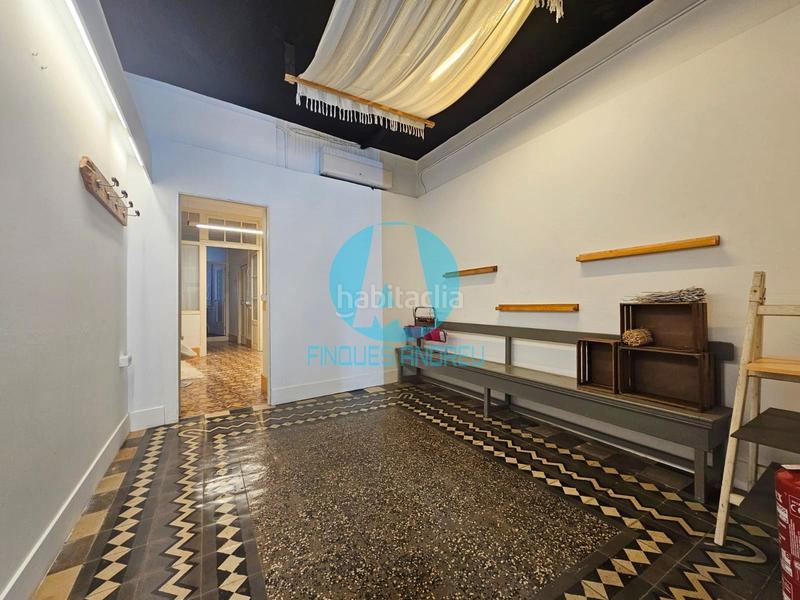 Foto 326651d5-c3a0-4881-bf45-ae4c4559676f. Affitto locale commerciale in Centre Mataró