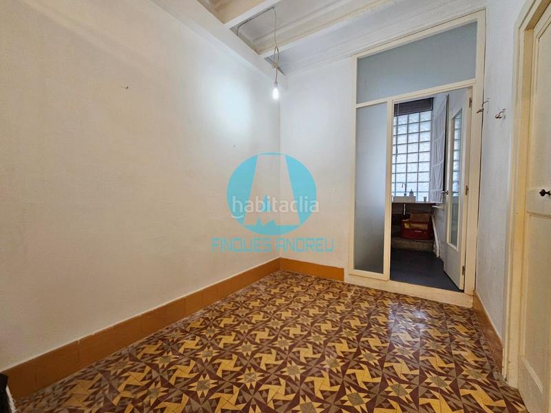 Foto a4fa2eda-0d4b-460e-9fb9-fd123daf765b. Alquiler local comercial  en alquiler en el centro 1.500 mes en Mataró