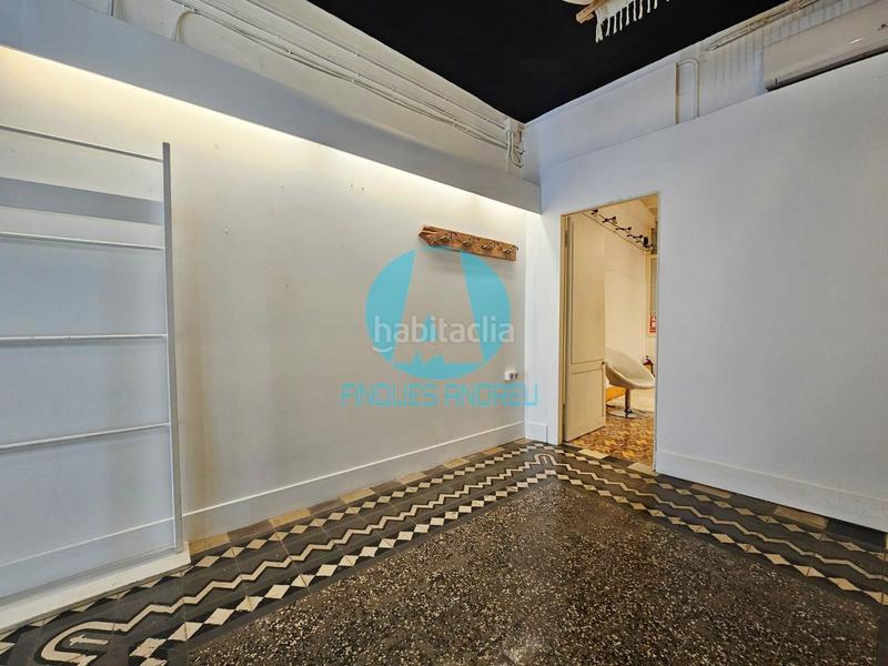 Foto 43d0589b-25ca-4be3-81e7-fb45d5c56862. Rent business premise in Centre Mataró