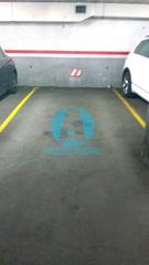 Parking coche en Peramàs. Plaza de parking en venta en la calle velázquez, mataró
