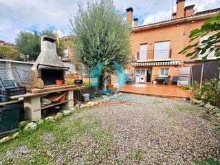 Casa en Camí de la Serra. En exclusiva! espectacular casa con patio, garaje y buhardilla e