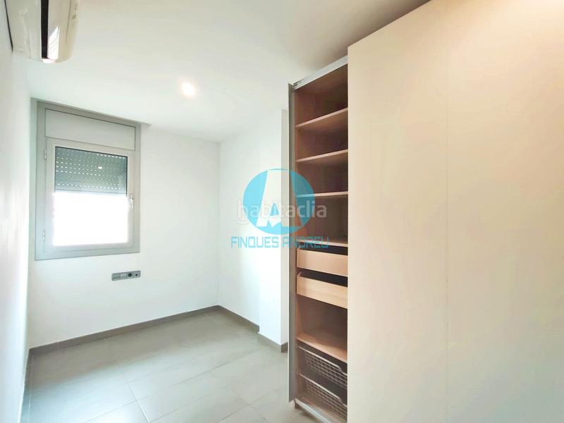 Foto ab33509e-1da2-4a3b-b708-4adb852967fa. Àtic a Centre Mataró