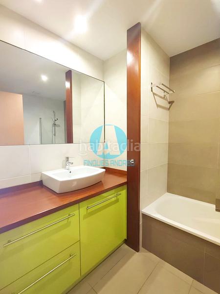 Foto ca5d7ec6-60c0-45cd-ba8d-7949d8061622. Àtic a Centre Mataró