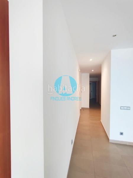 Foto 55e1084f-da42-4426-a40b-280e44d96f49. Àtic amb calefacció a Centre Mataró