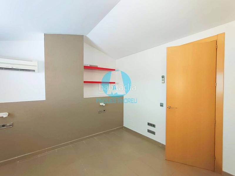 Foto 58222e52-9d1a-4384-94ad-05cd2e722401. Àtic amb calefacció a Centre Mataró