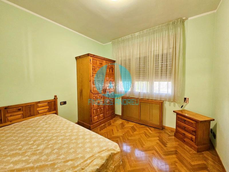 Foto 940ebd65-03a3-4c25-bffd-d930e385b649. Alquiler casa espectacular casa en alquiler con vistas al mar, montaña y ciudad 2.100 mes en Mataró