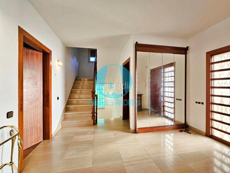 Foto e7cfafe8-a607-4a12-b15e-a36c49ca53f3. Lloguer casa amb piscina a Urbanitzacions Mataró