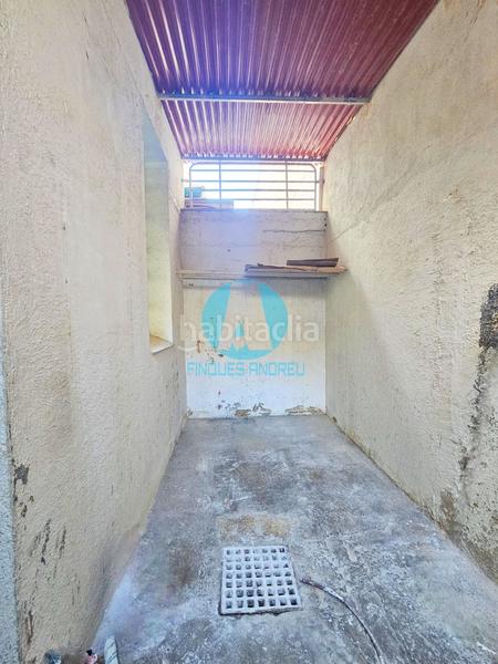 Foto 2f73a4c6-0bcd-4d7d-8902-a1ec037205fd. Lloguer local comercial a Peramàs Mataró