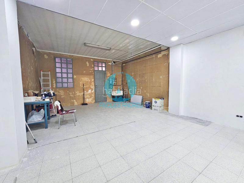 Foto d62166a6-f214-4896-ac3f-22973fb331d1. Lloguer local comercial a Peramàs Mataró