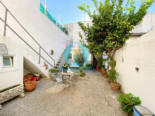 Casa a schiera in Eixample. Casa adosada en el centro de mataró