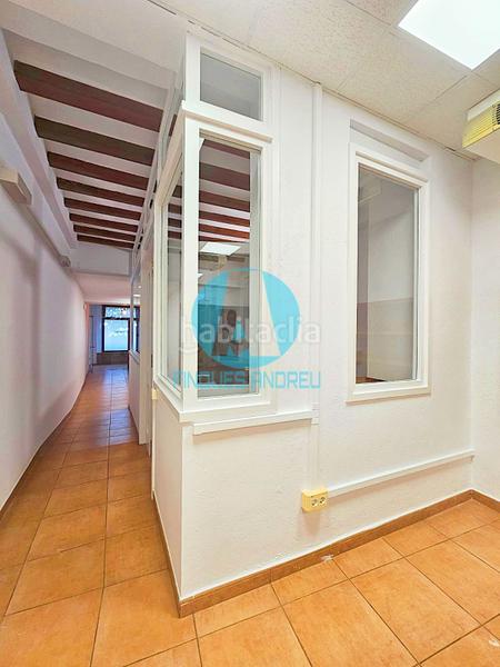 Foto 0493e4f5-b826-4f33-b97c-36234f1388f2. Alquiler casa adosada casa con local con acabados modernistas en alquiler centro . en Mataró