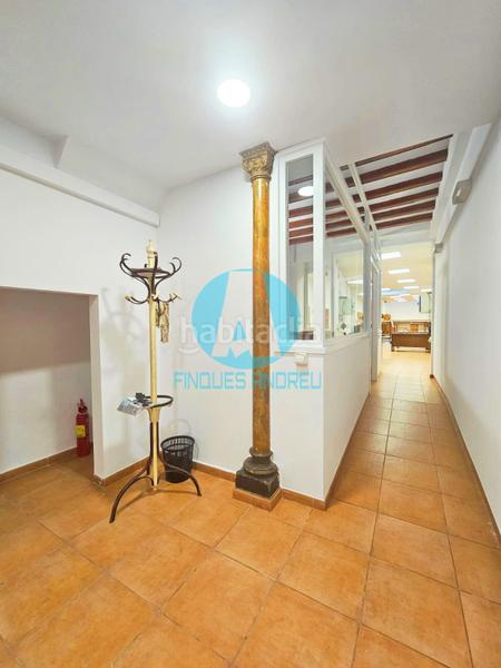 Foto 0666d22d-19c4-40d3-b6b7-0c5b06213fee. Alquiler casa adosada casa con local con acabados modernistas en alquiler centro . en Mataró