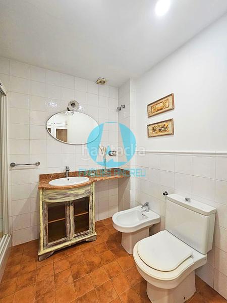 Foto 3014d768-a8ae-43d4-8999-52a836b5b8ce. Alquiler casa adosada casa con local con acabados modernistas en alquiler centro . en Mataró