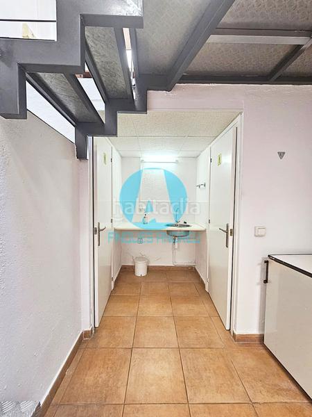 Foto bcacb3b9-dbb5-4a6a-9fbc-144a5cb54a2a. Alquiler casa adosada casa con local con acabados modernistas en alquiler centro . en Mataró