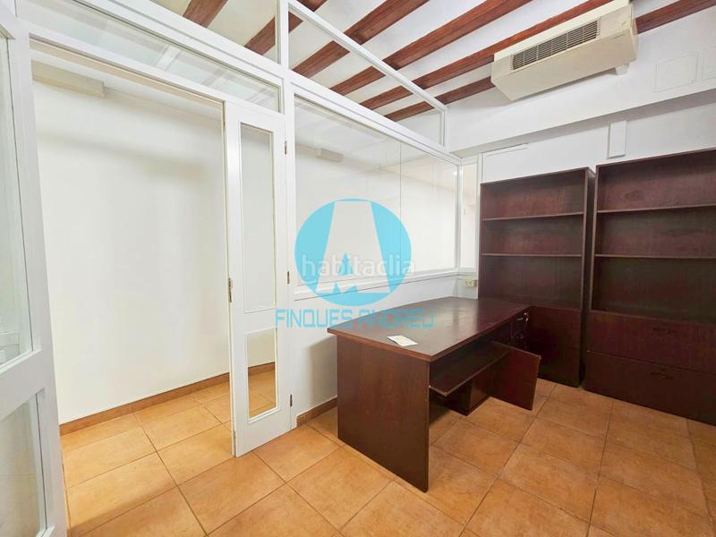 Foto f904b393-9923-4796-aac1-5af02a988757. Lloguer casa adossada amb calefacció a Centre Mataró