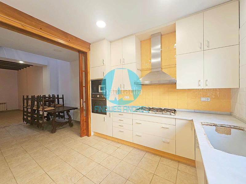 Foto 983a601b-aa97-4b1c-9c45-b9124d058a4a. Miete reihenhaus mit heizung in Centre Mataró