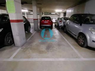 Parking voiture à Eixample. Plaza de parking en venta en la calle unió, mataró  19.000