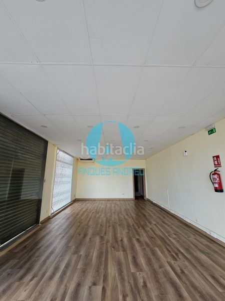 Foto ad0b1c62-2e23-45cf-9dbd-6682fa86b186. Local comercial a Centre Mataró