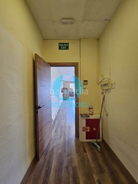 Foto b8deed43-9f4a-4535-9cec-5456f4b73f11. Local comercial a Centre Mataró